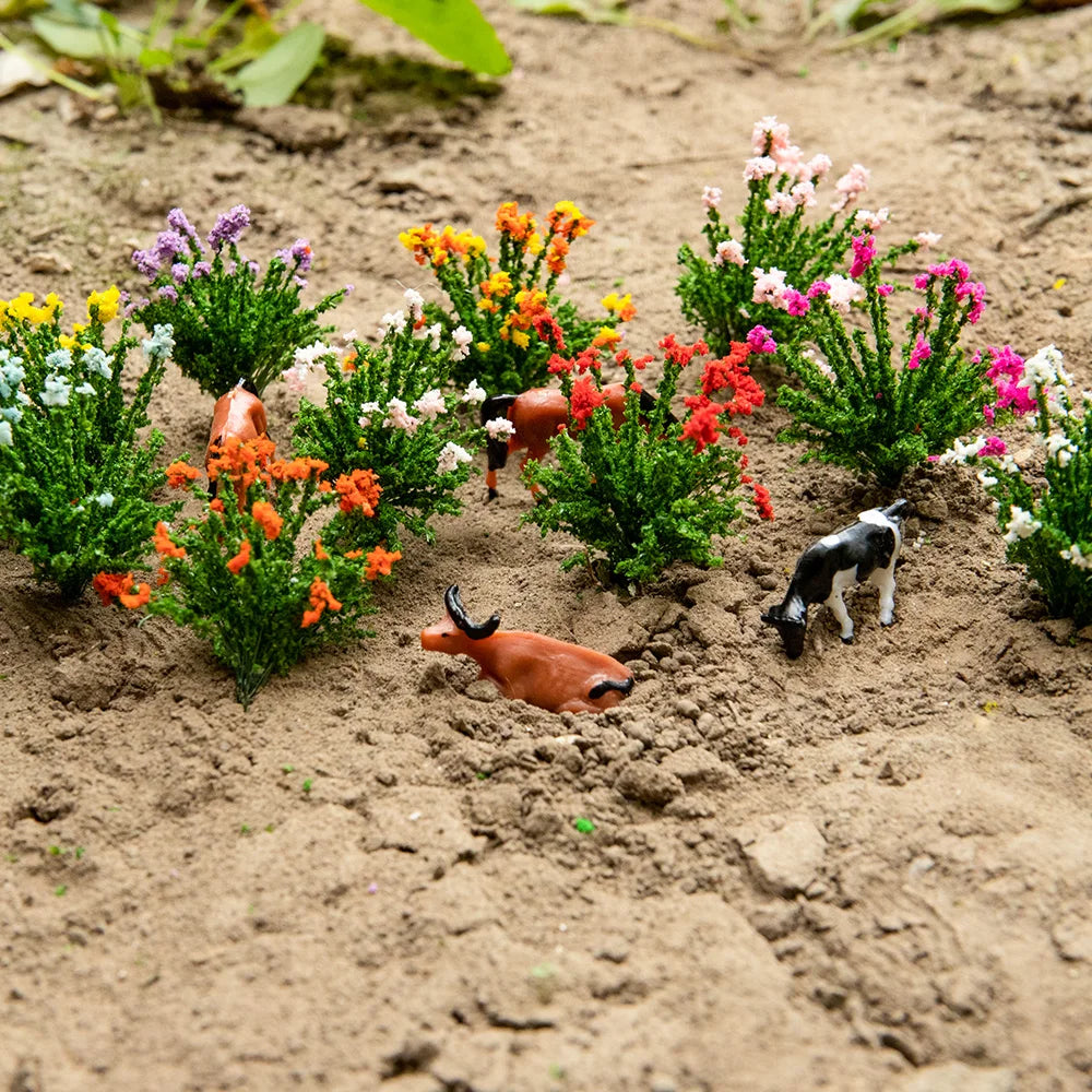 Verschiedene Pflanzen und Blumen, Maßstab H0, 3 Stück