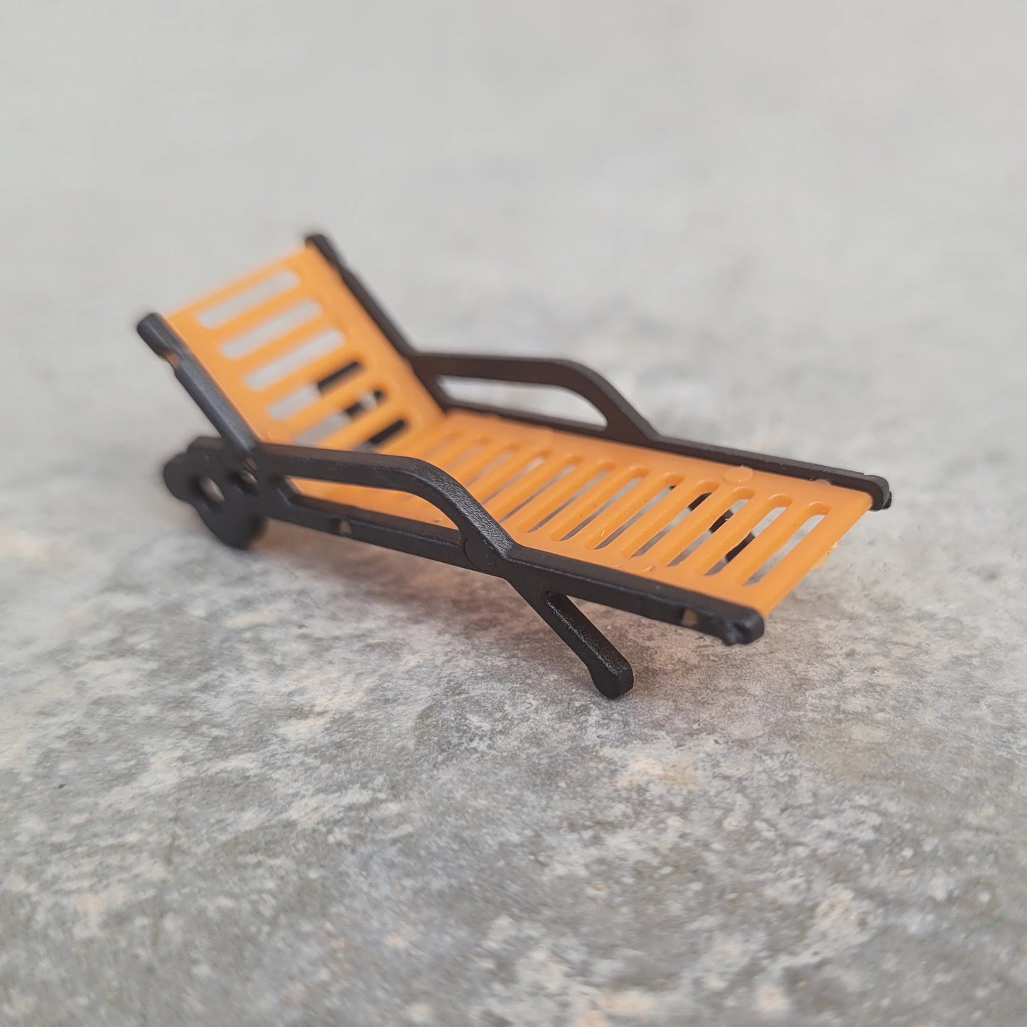 Beach chairs, scale 1:30/50/75/100/150, 2 pieces 