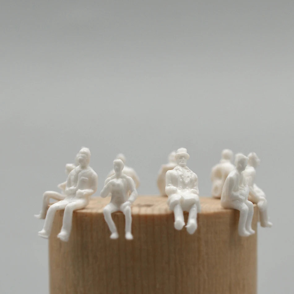 1:87 Scale People Figures Unpainted ABS Sitting Passengers 200pcs 