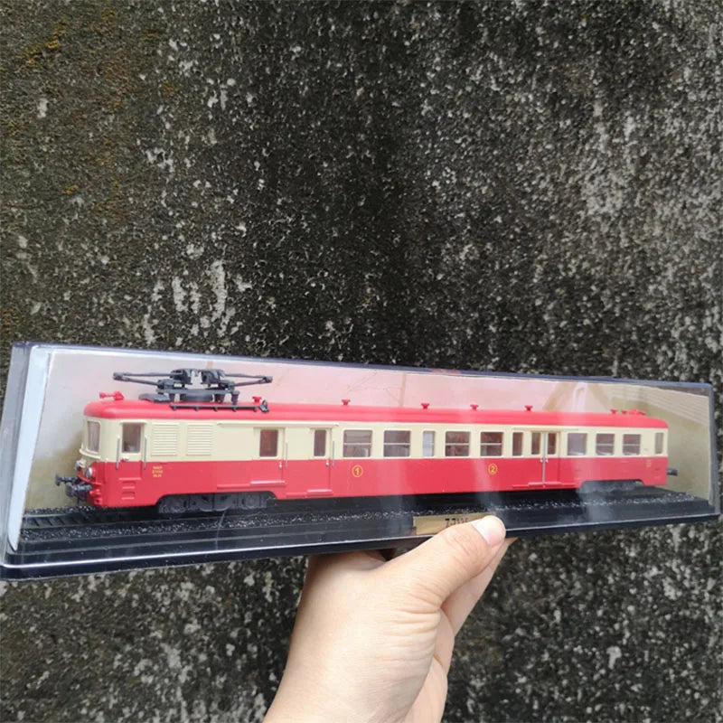 Autorail x7100, modèle statique à l'échelle 1:87,