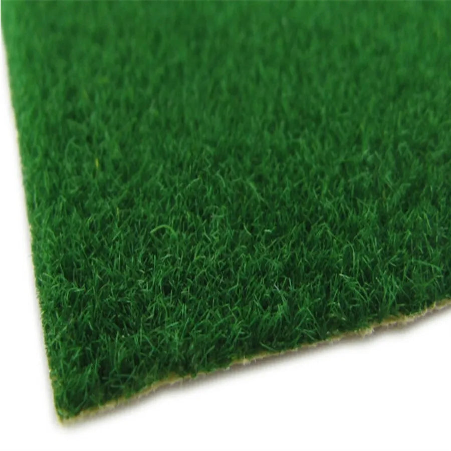 Grass Landscape Mat 25cm x 25cm 