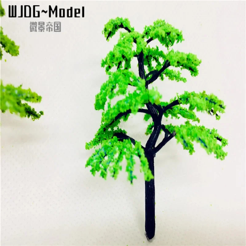 100 miniature trees, height 9.5cm, in ABS plastic